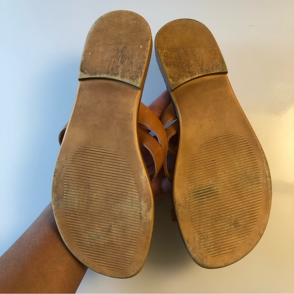 **NO SIZE TAGS* SEYCHELLES Tan Unisex Toe Strap Flat Women’s Multi Strap Sandals - Picture 4 of 7